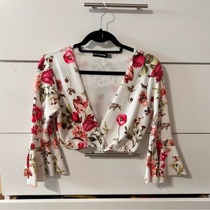 pretty little thing floral crop